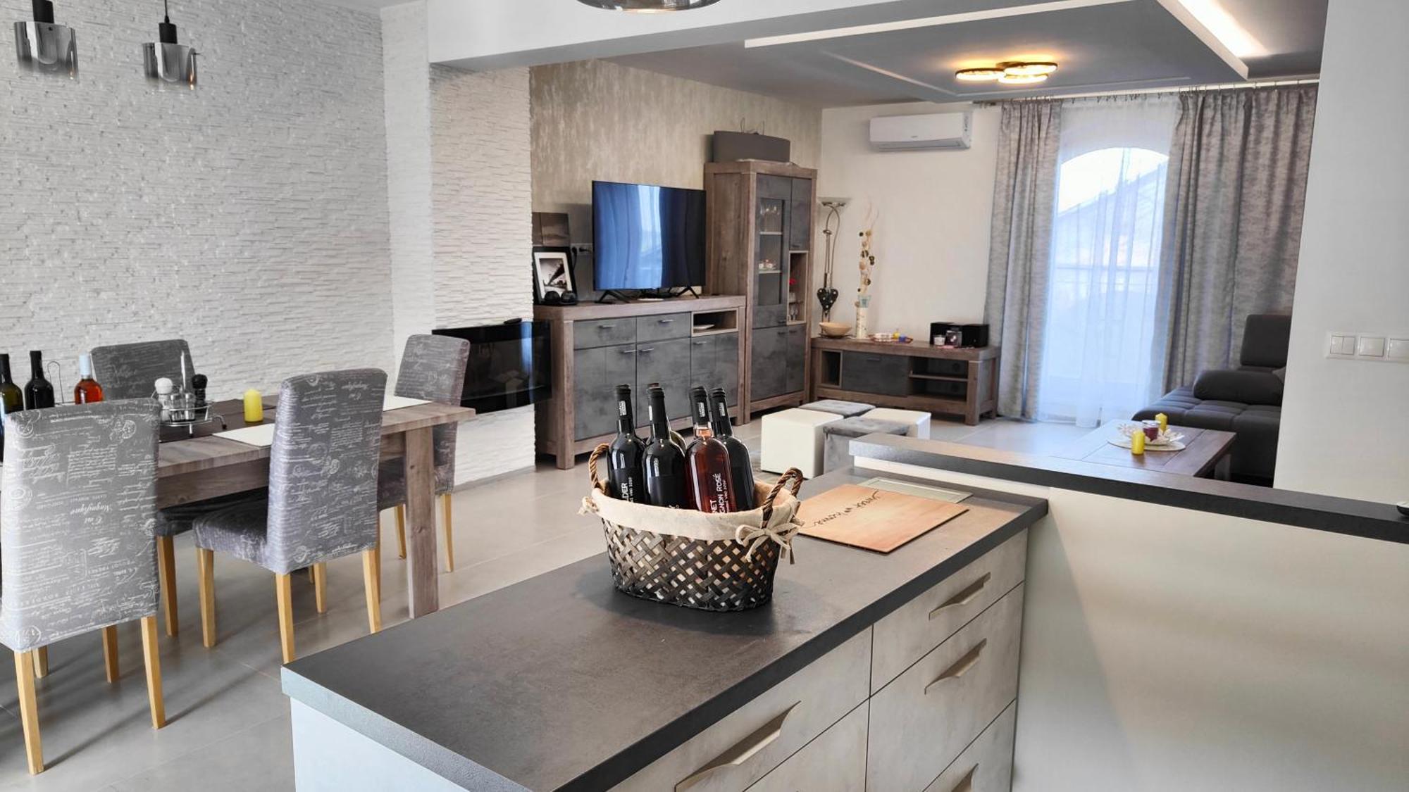 Apartmany - Vinarstvi Igor Herzan Prušánky Esterno foto